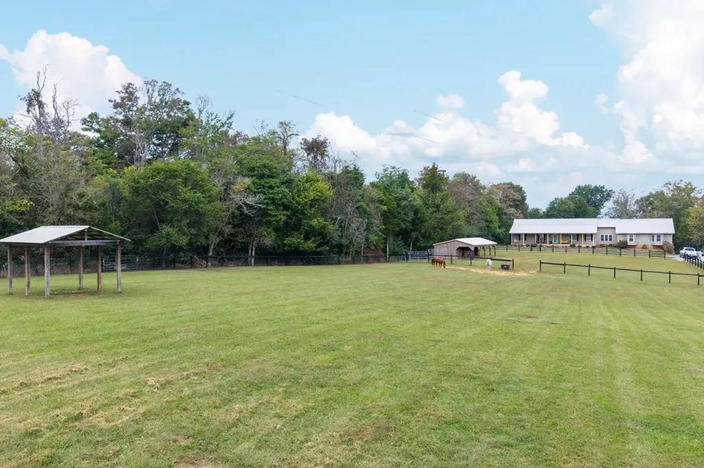 761 Walter Stone Road Sparta TN 38583-5749