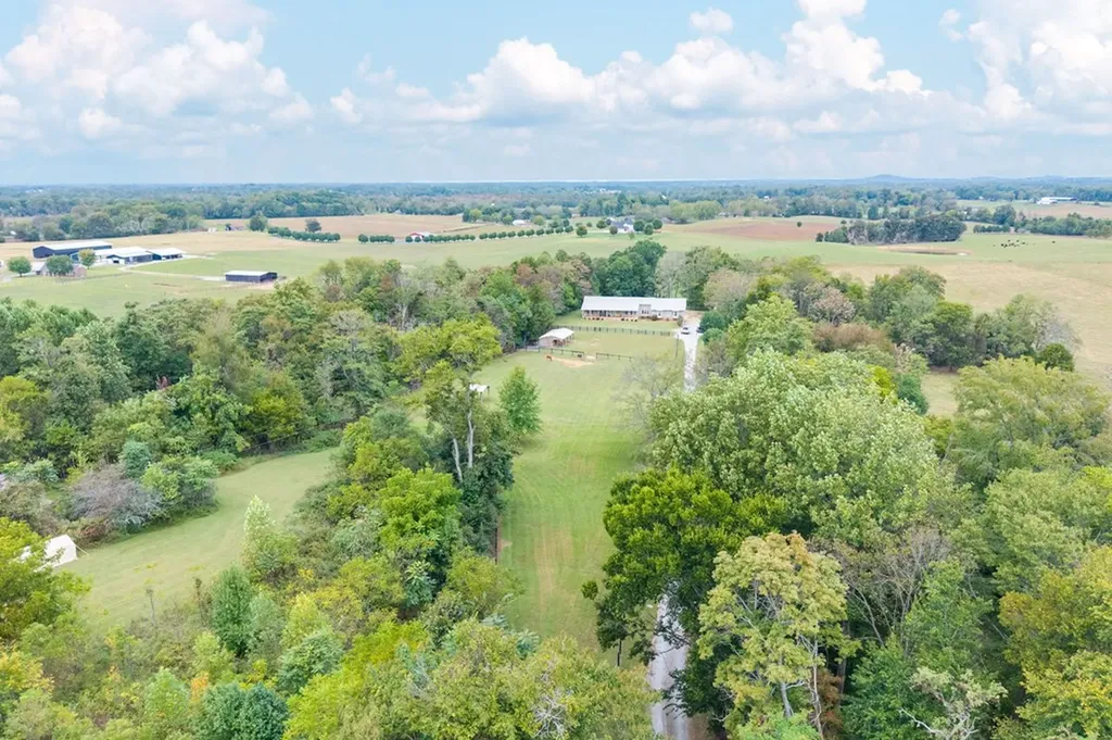 761 Walter Stone Road Sparta TN 38583-5749