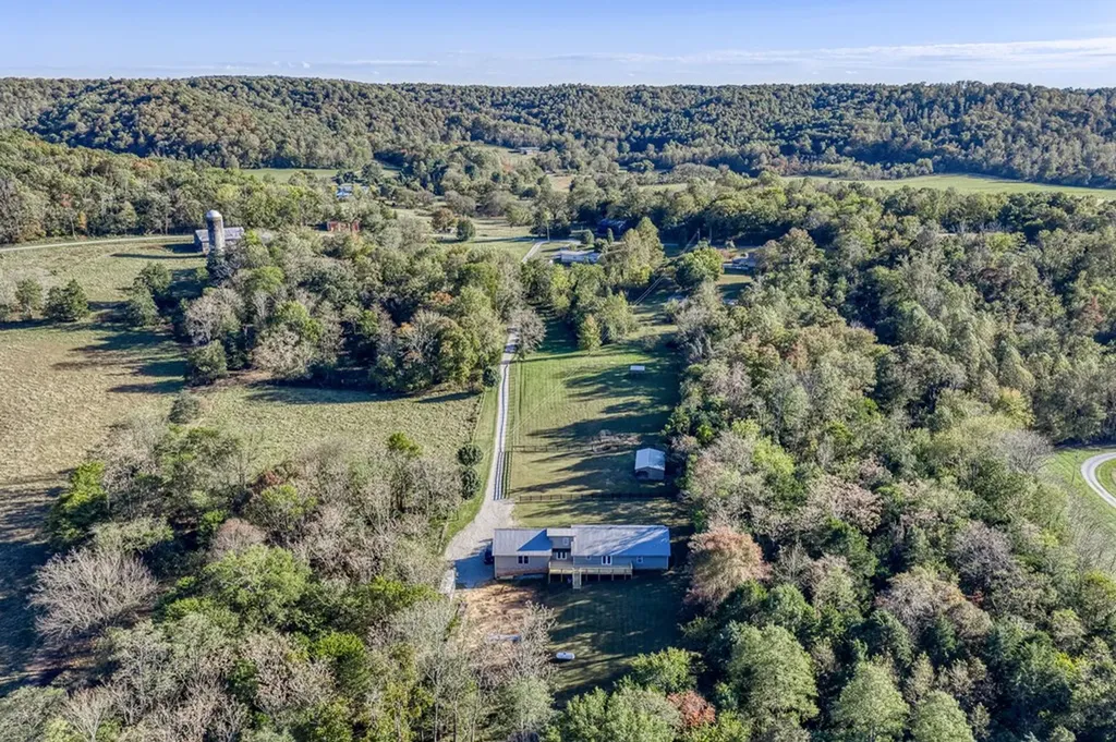 761 Walter Stone Road Sparta TN 38583-5749