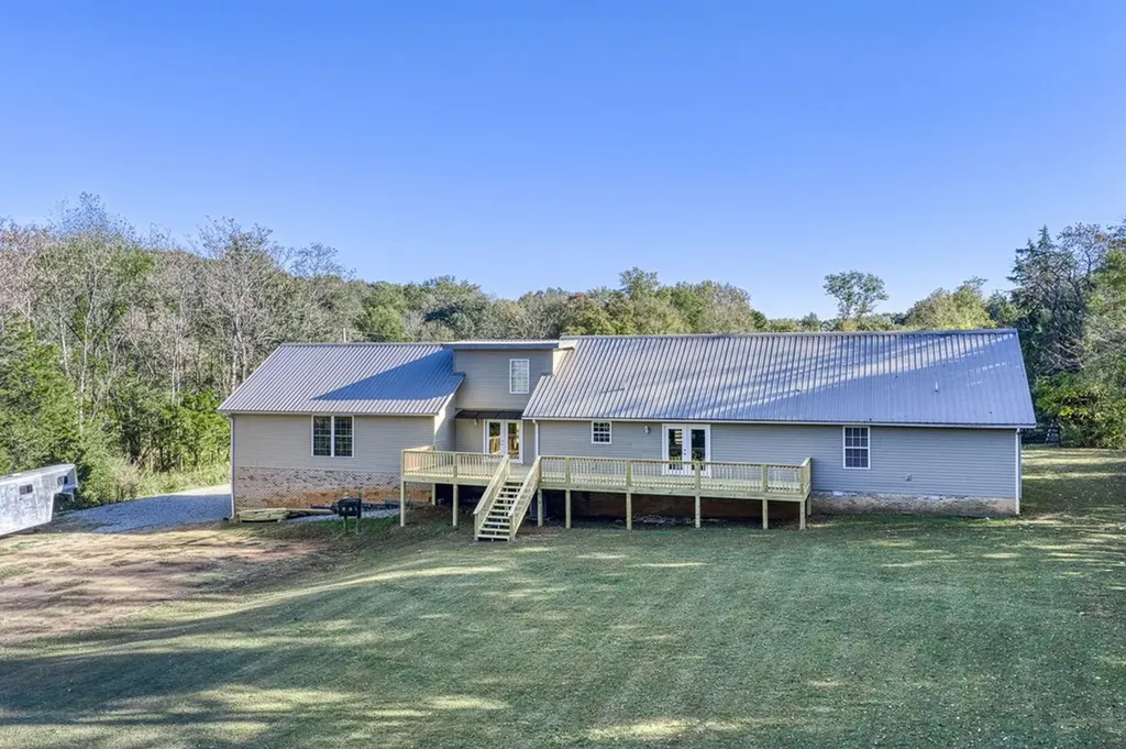 761 Walter Stone Road Sparta TN 38583-5749