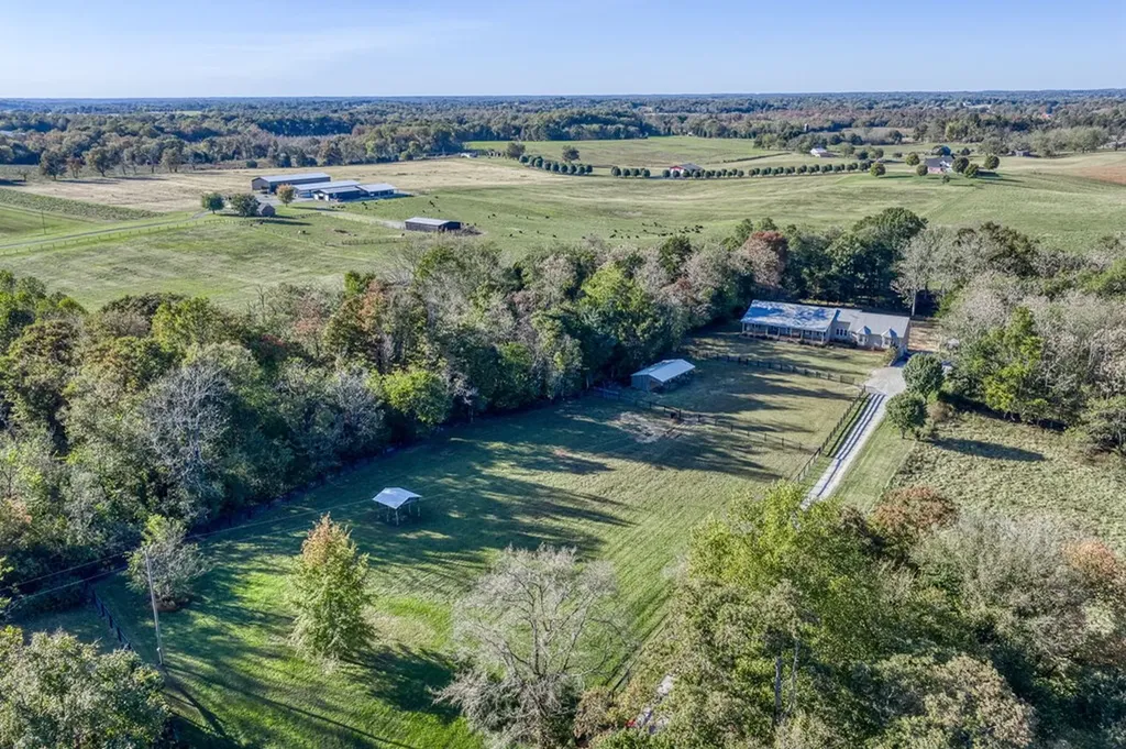 761 Walter Stone Road Sparta TN 38583-5749