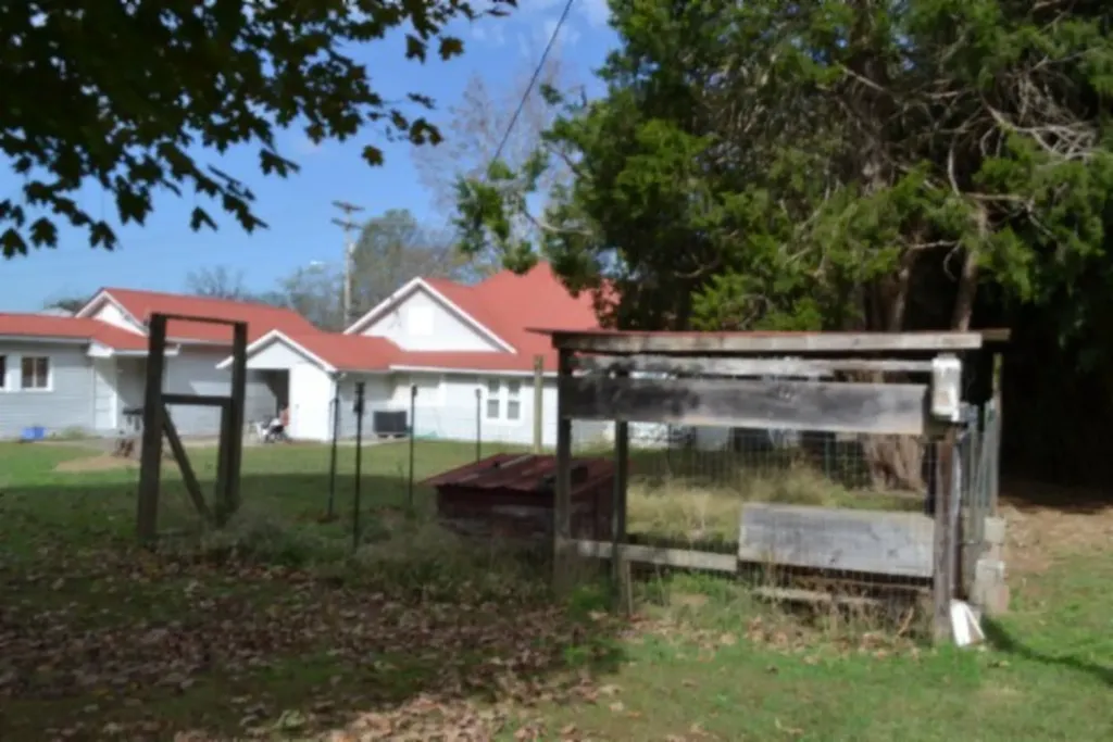 218 E Lake Avenue Celina TN 38551