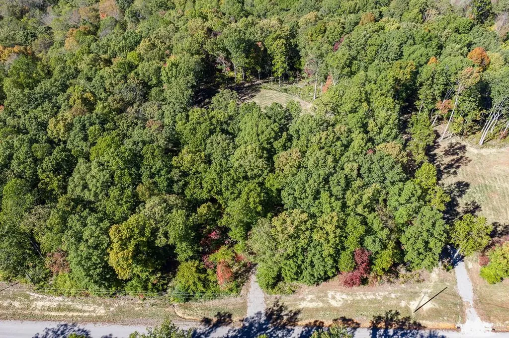 634 Cumberland Cove Road Monterey TN 38574
