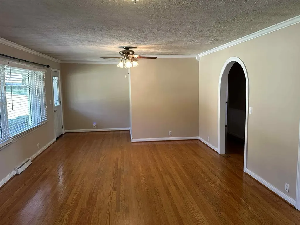 636 Carmack Avenue Carthage TN 37030-1139