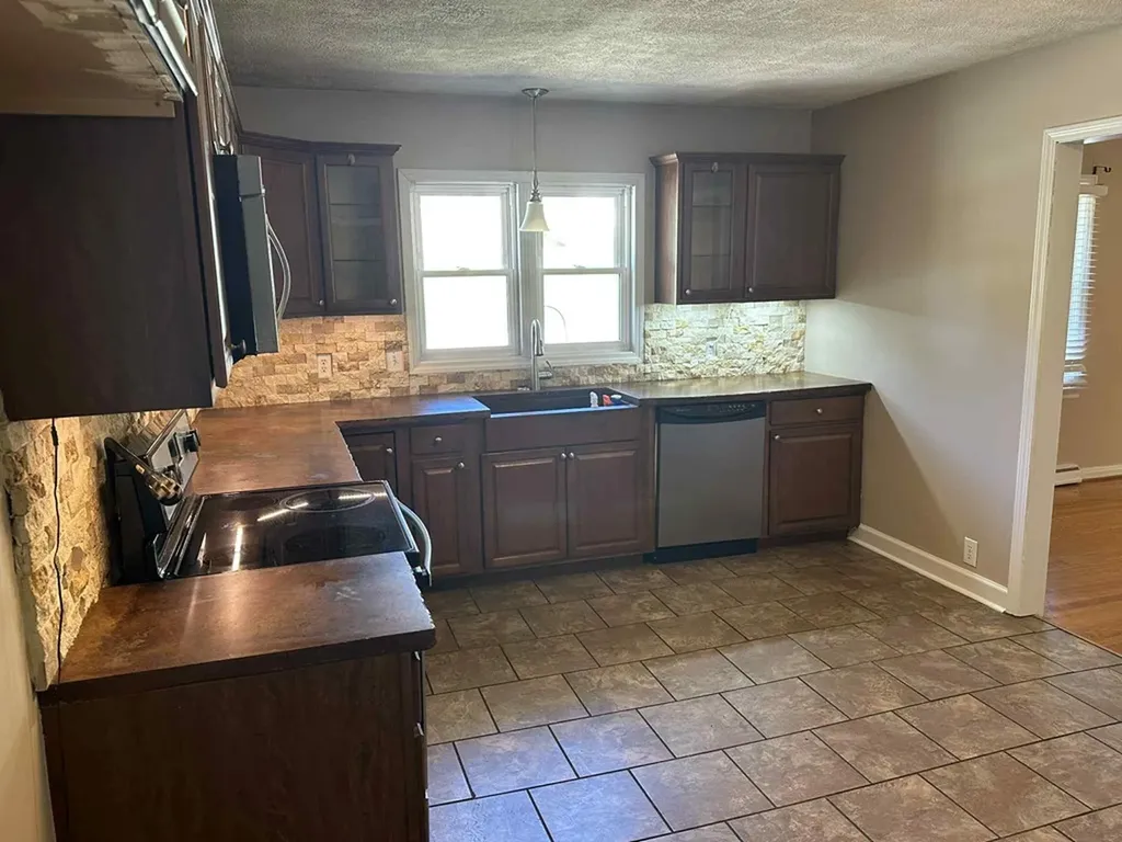 636 Carmack Avenue Carthage TN 37030-1139