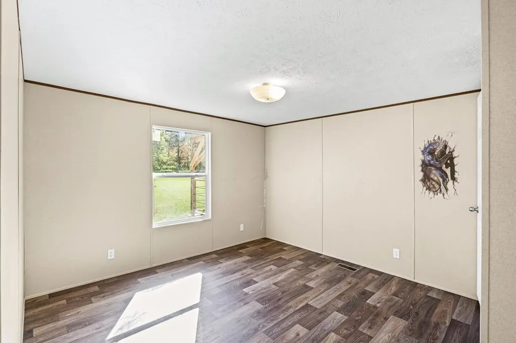 130 Dripping Springs Court Monterey TN 38574