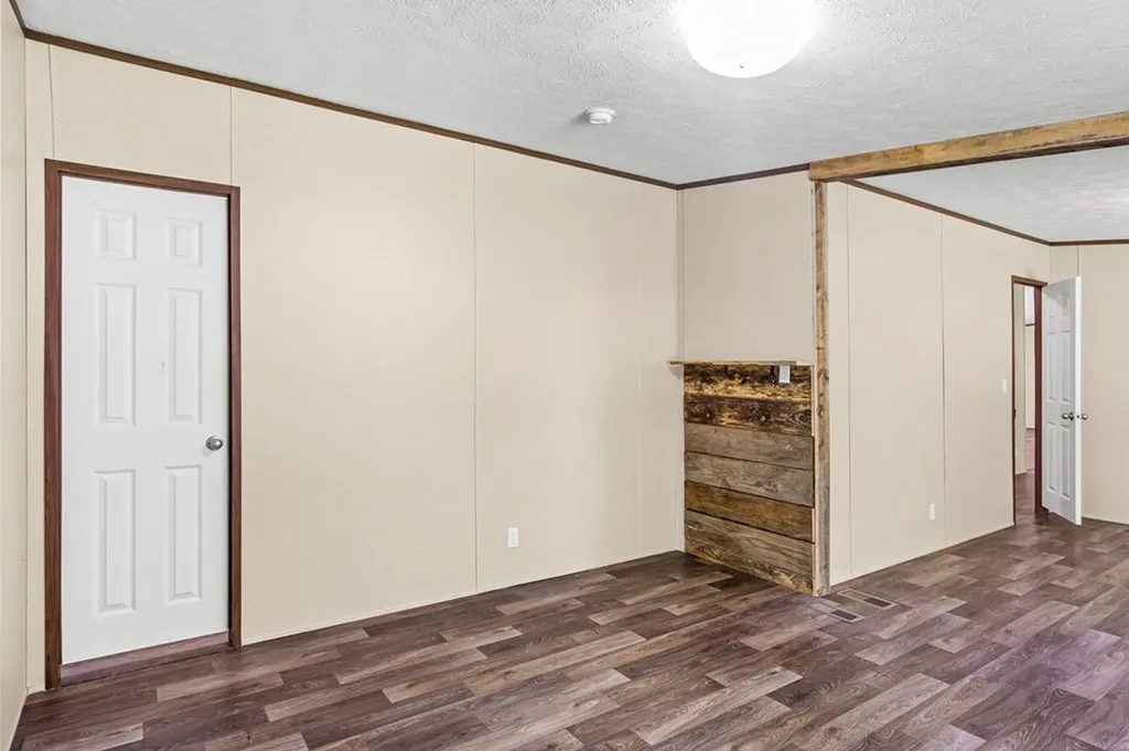 130 Dripping Springs Court Monterey TN 38574