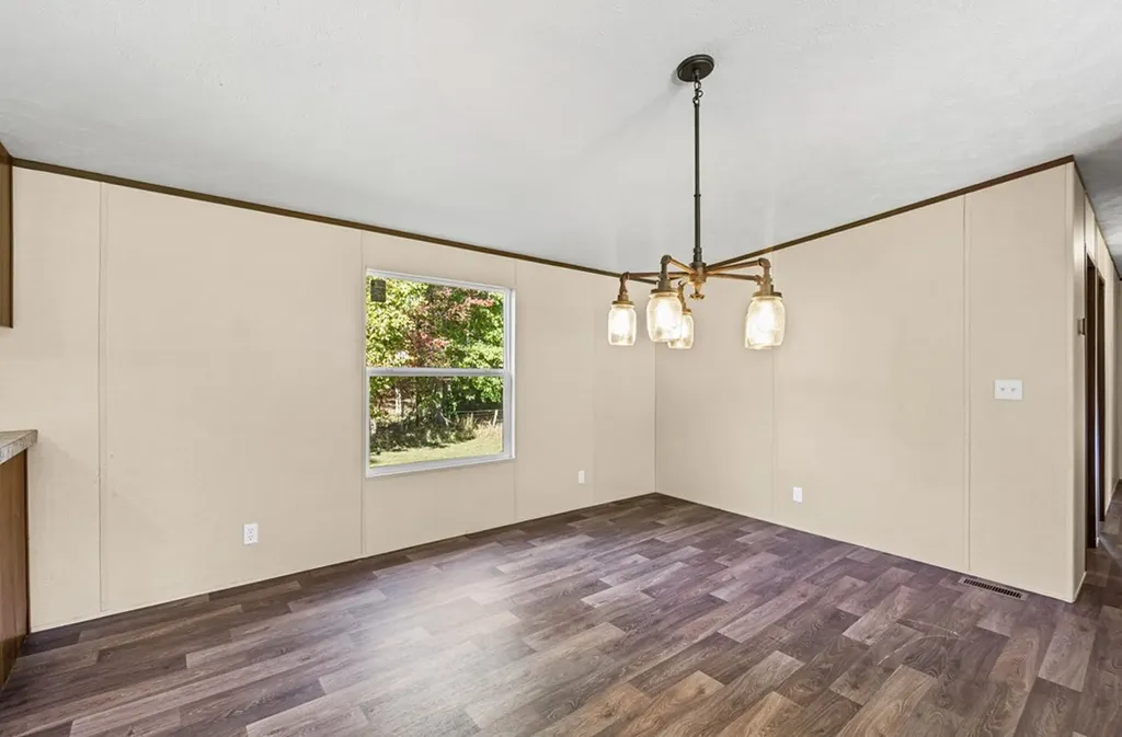 130 Dripping Springs Court Monterey TN 38574