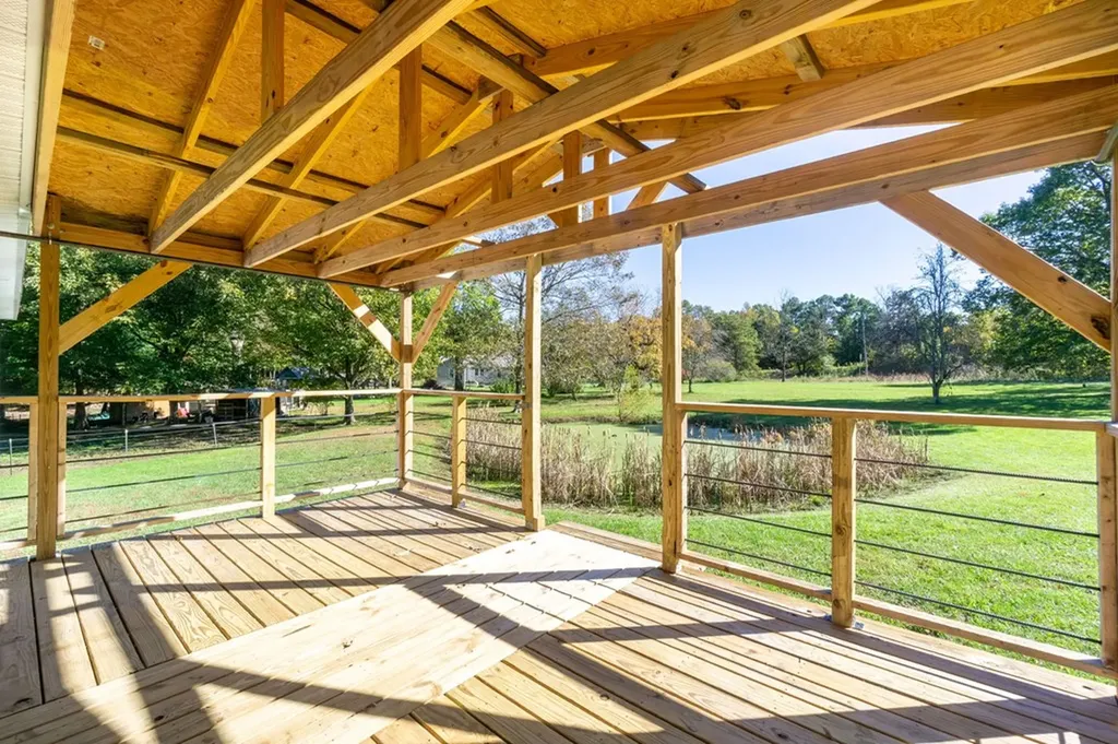 130 Dripping Springs Court Monterey TN 38574