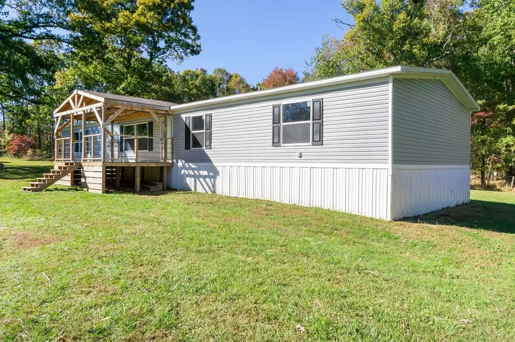 130 Dripping Springs Court Monterey TN 38574