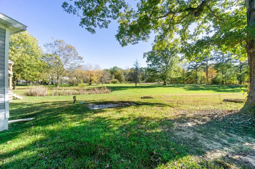 130 Dripping Springs Court Monterey TN 38574