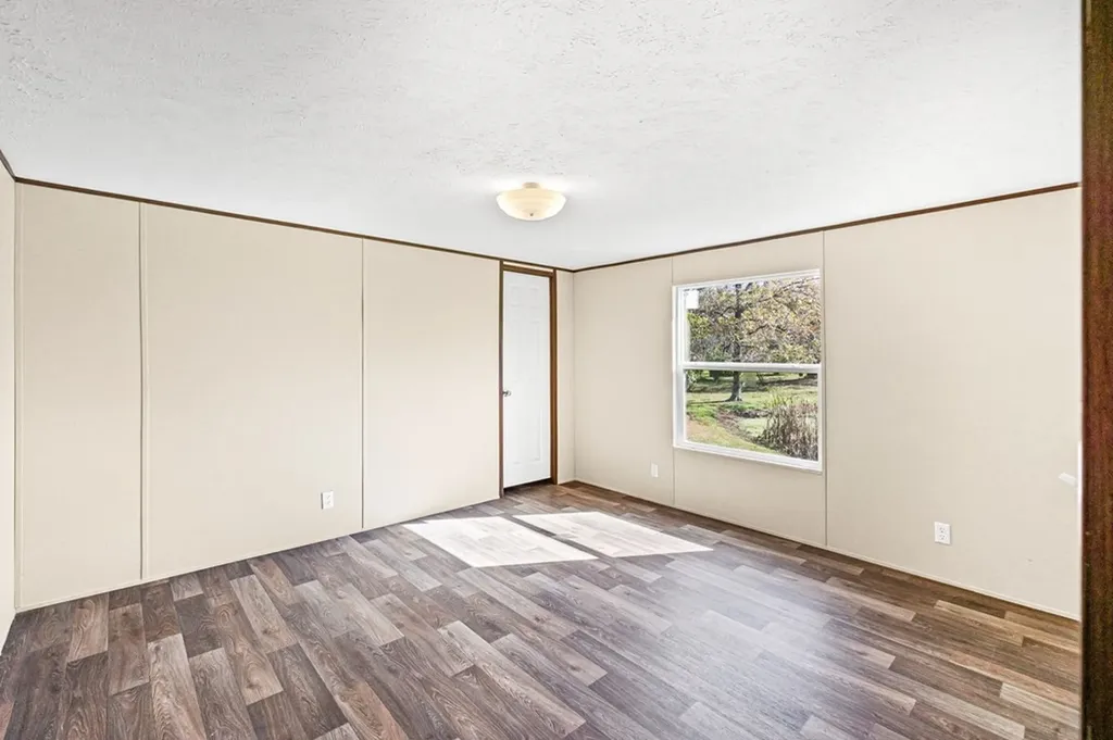 130 Dripping Springs Court Monterey TN 38574