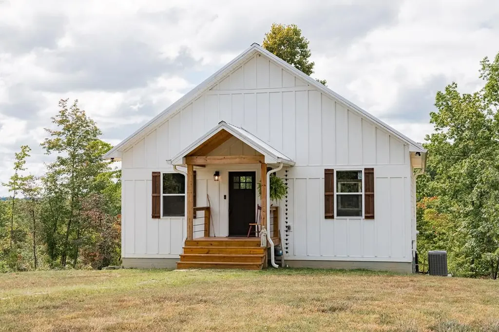 14454 Peach Stone Lane Crawford TN 38554