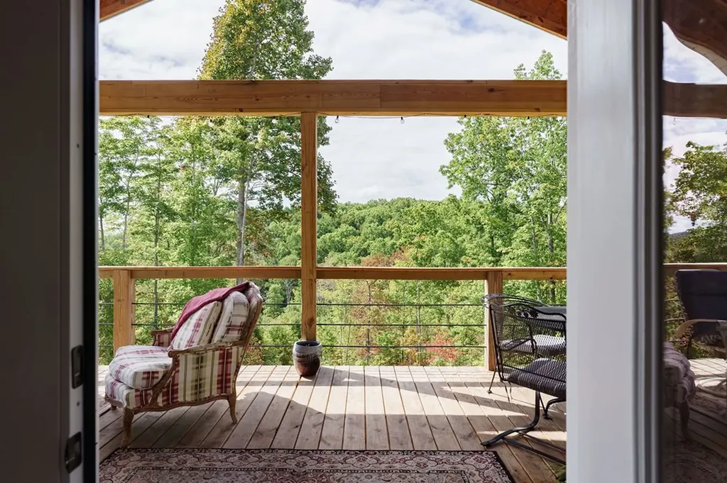 14454 Peach Stone Lane Crawford TN 38554