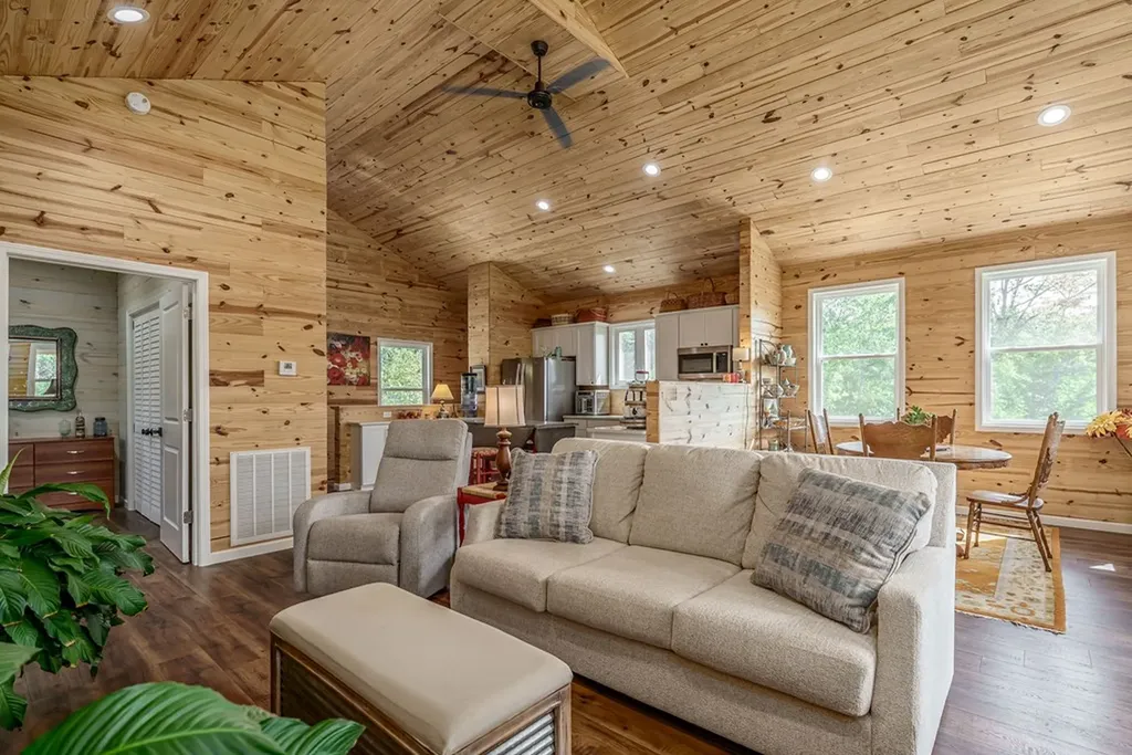 14454 Peach Stone Lane Crawford TN 38554