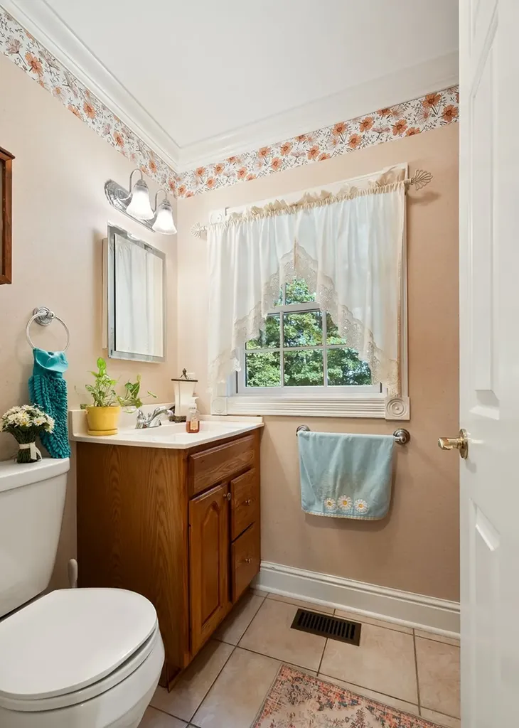 708 Low Gap Road Sparta TN 38583