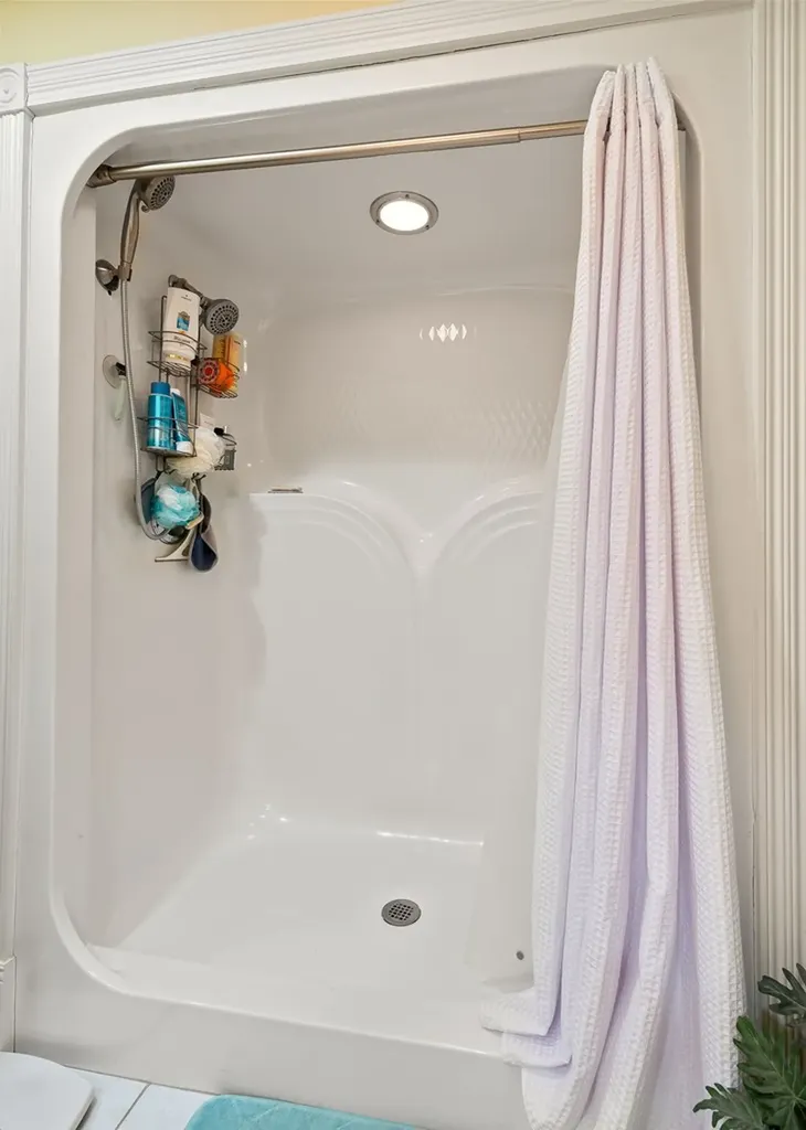 708 Low Gap Road Sparta TN 38583