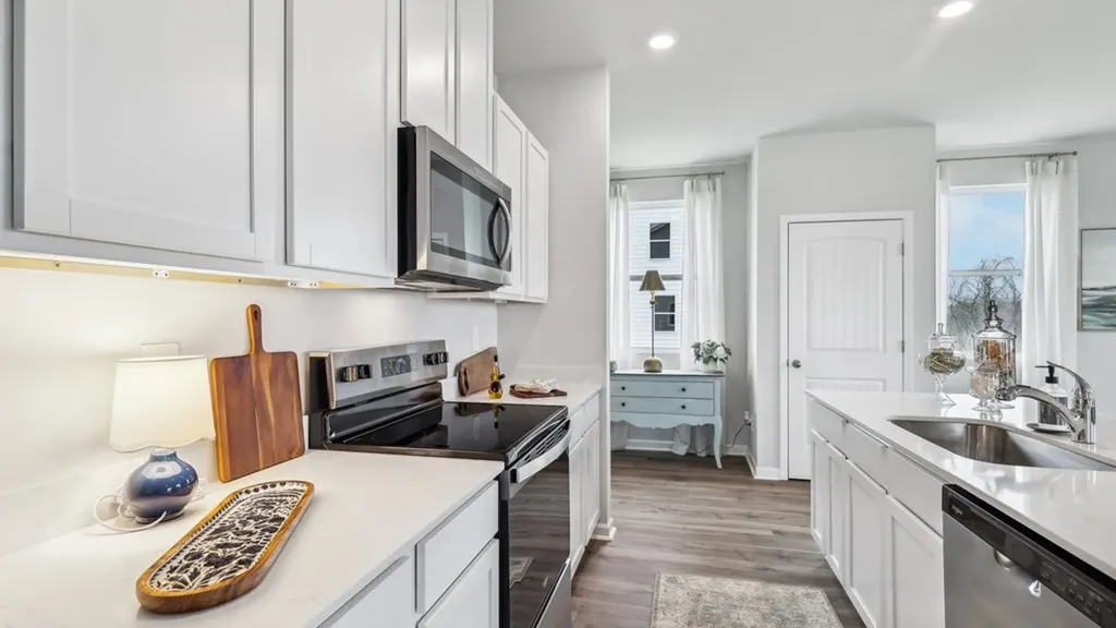 241 London Court Baxter TN 38544