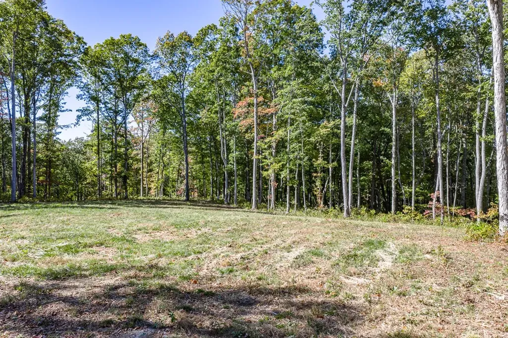 628 Cumberland Cove Road Monterey TN 38574