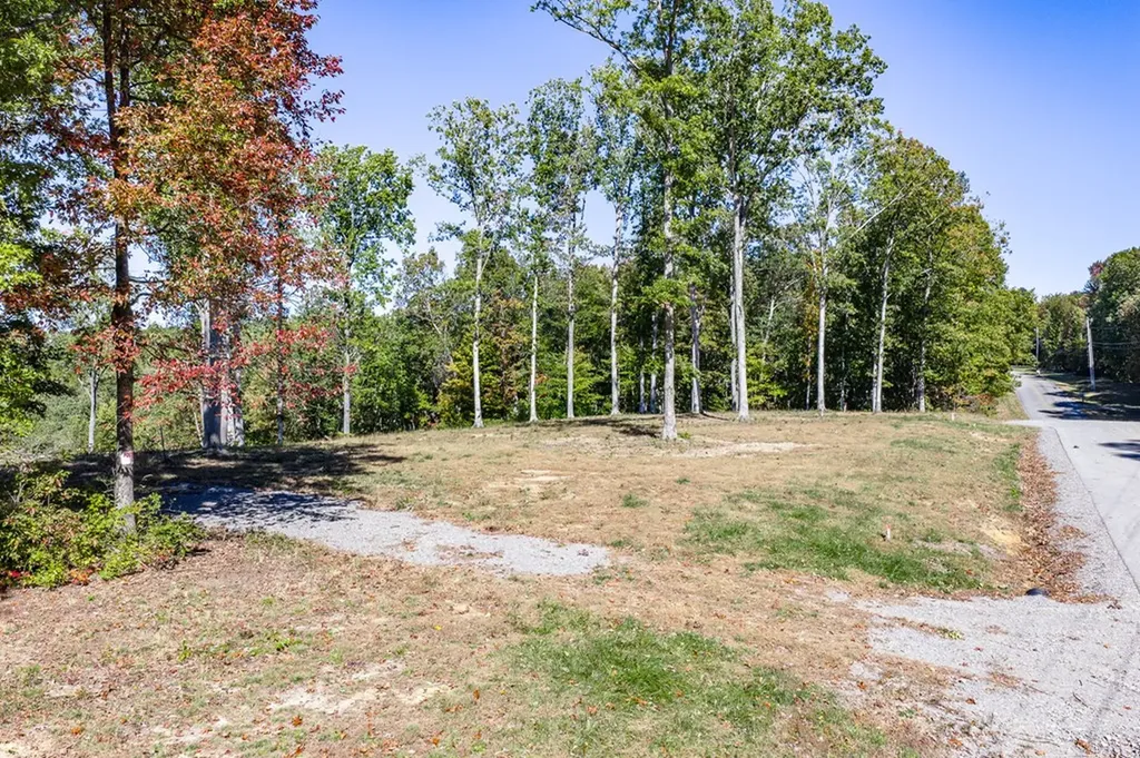 628 Cumberland Cove Road Monterey TN 38574