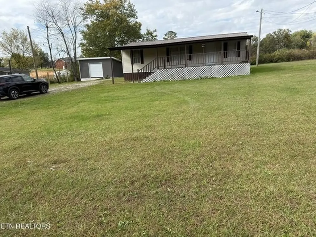 152 Woodlawn Drive Jamestown TN 38556-6288