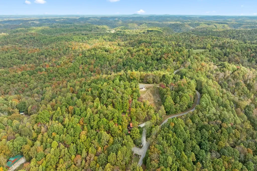 604 Hickory Lane Hilham TN 38568