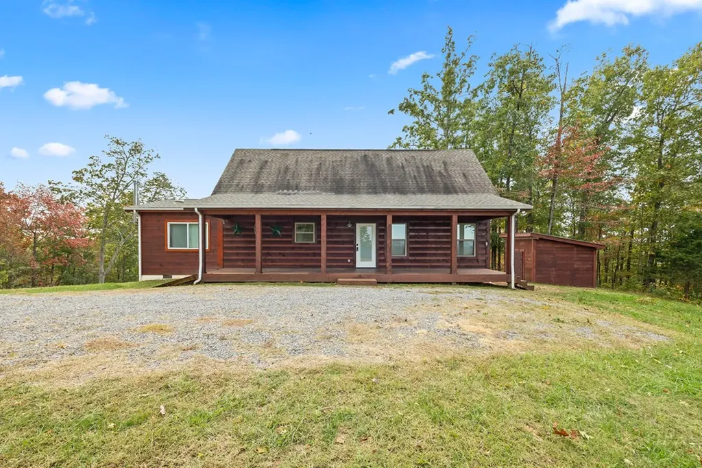 604 Hickory Lane Hilham TN 38568