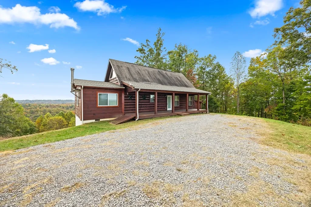 604 Hickory Lane Hilham TN 38568