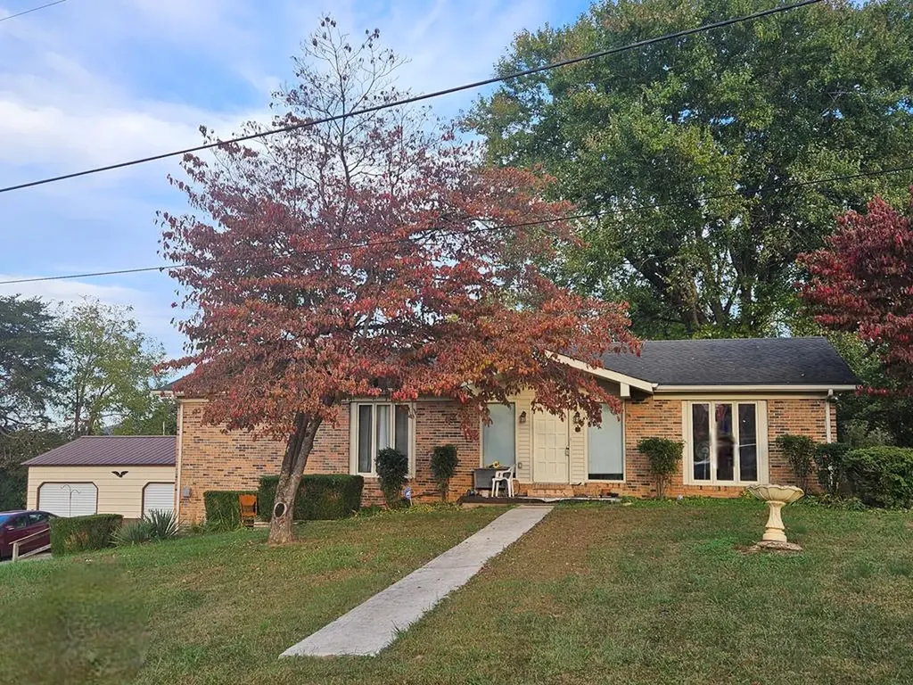 128 N. Turner Drive Sparta TN 38583