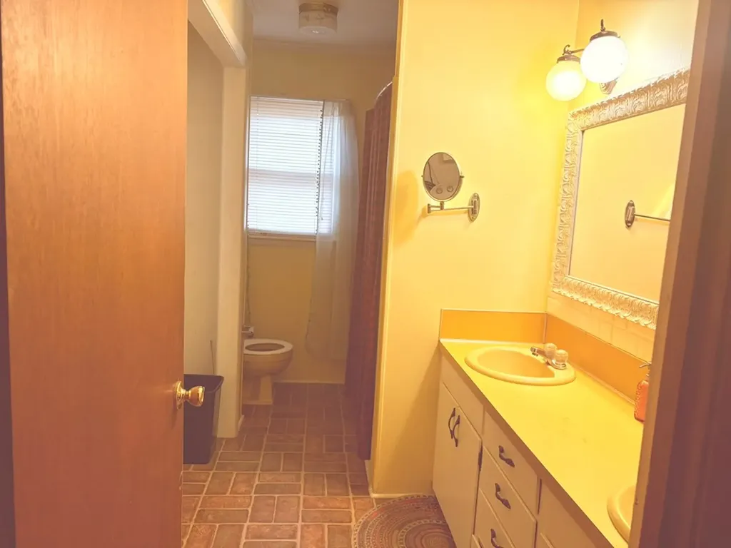 128 N. Turner Drive Sparta TN 38583