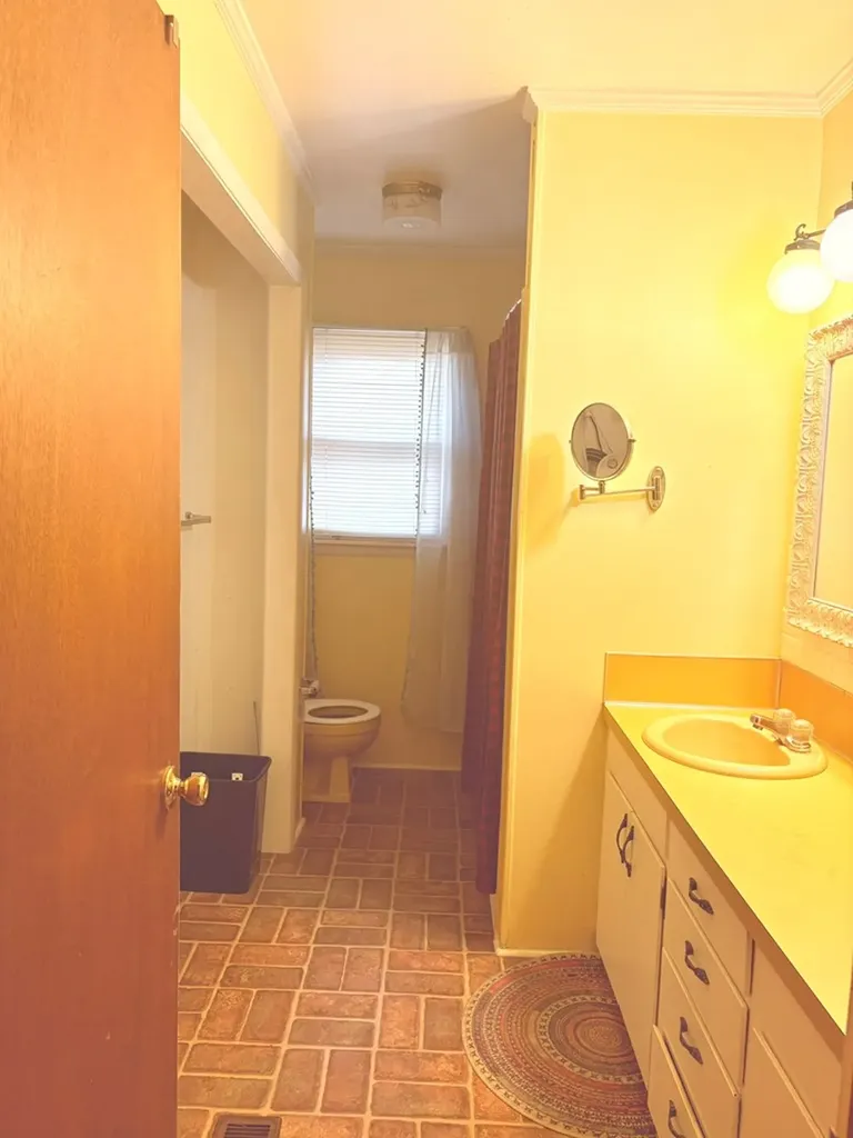 128 N. Turner Drive Sparta TN 38583