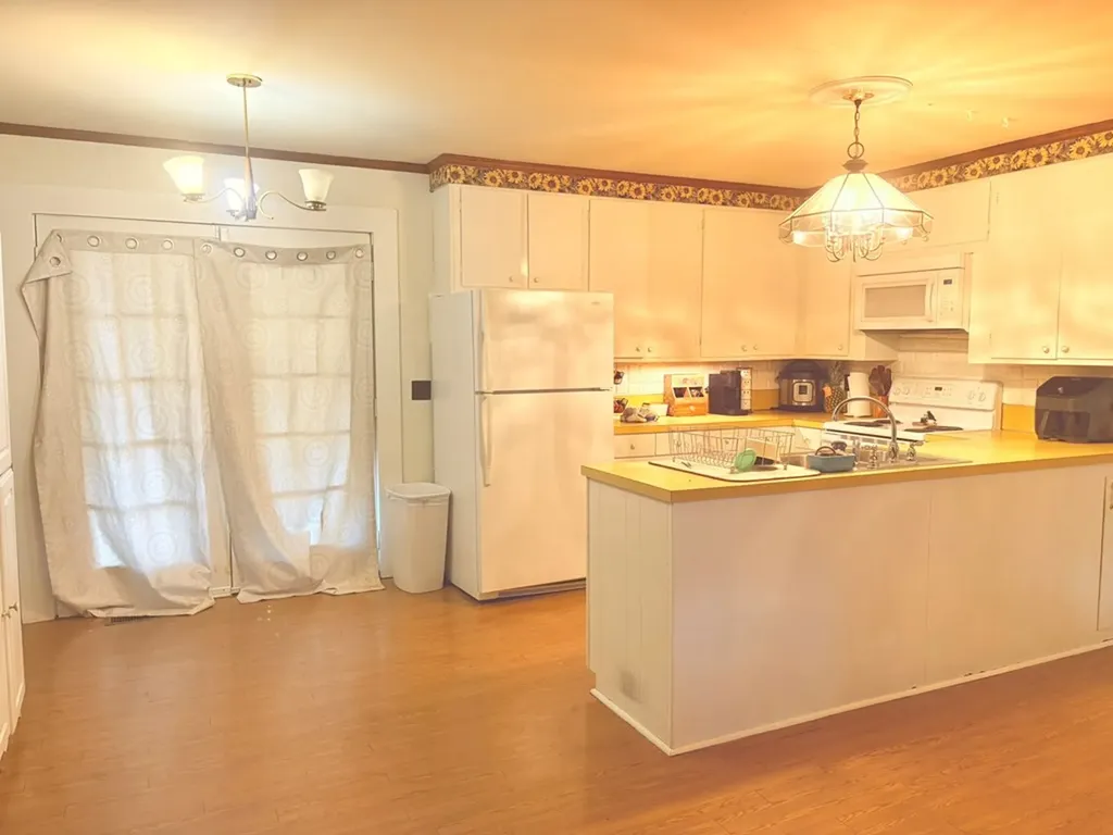 128 N. Turner Drive Sparta TN 38583