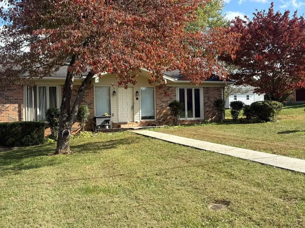 128 N. Turner Drive Sparta TN 38583