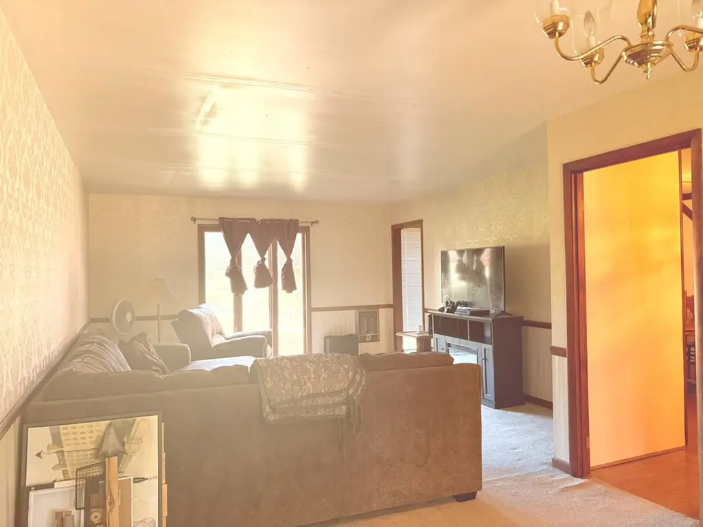 128 N. Turner Drive Sparta TN 38583