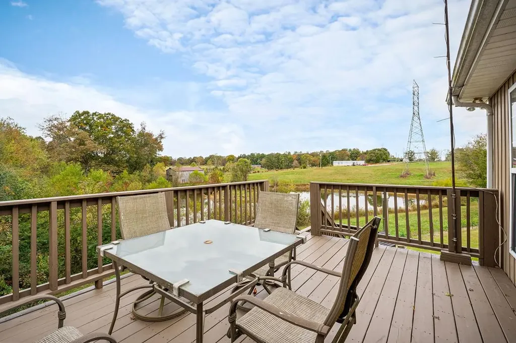 1195 Highland Avenue Baxter TN 38544