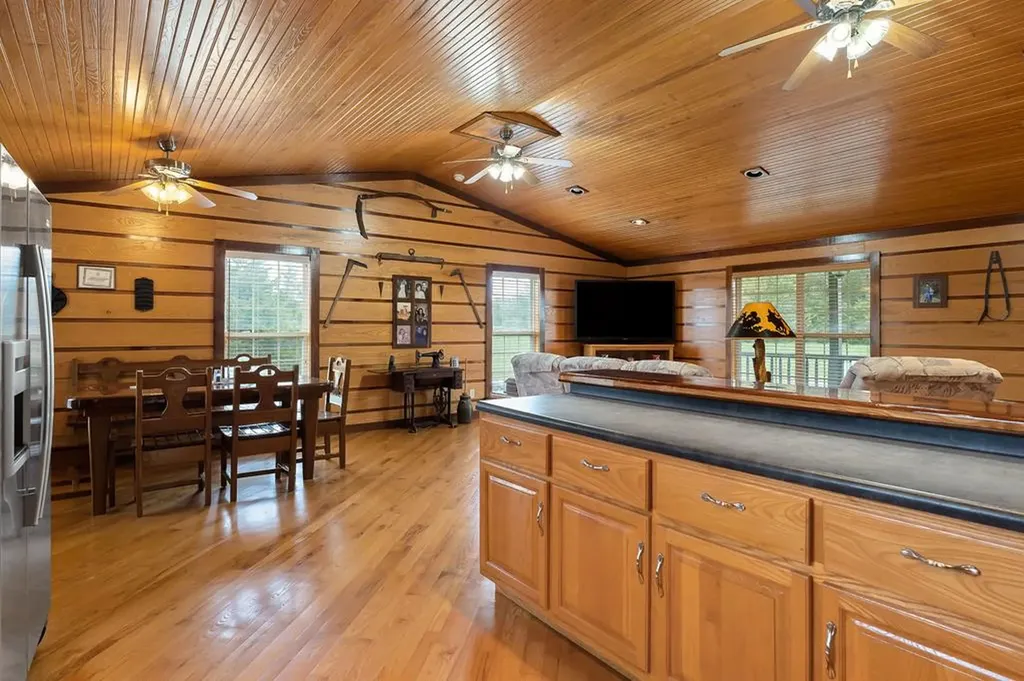 1195 Highland Avenue Baxter TN 38544