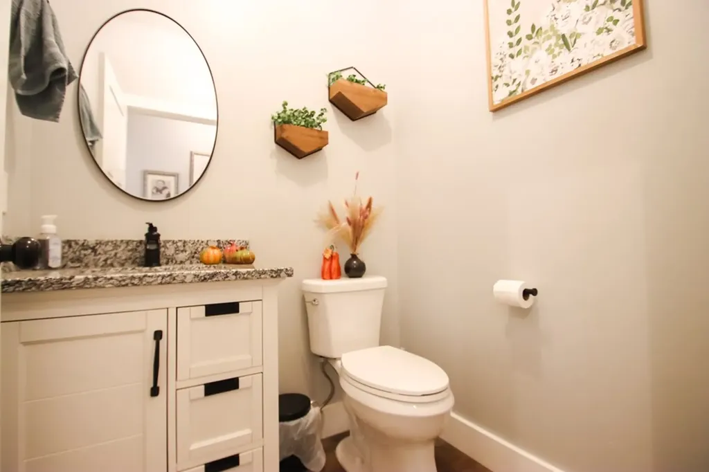 608 Lakeview Road Walling TN 38587