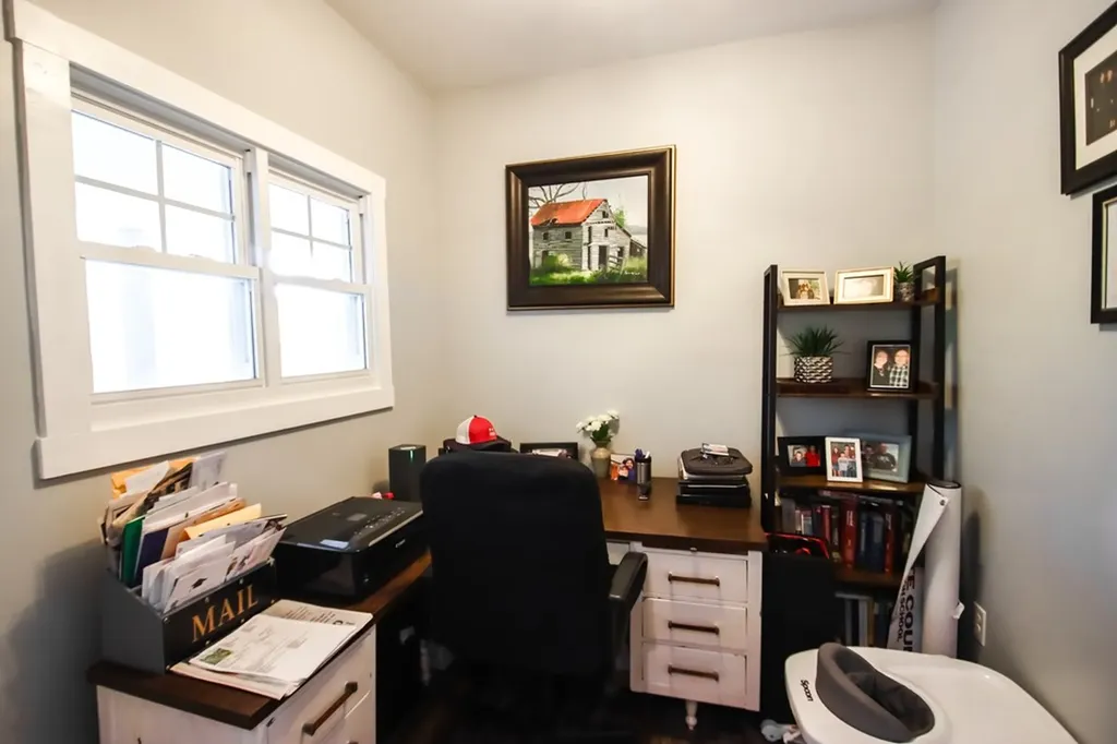 608 Lakeview Road Walling TN 38587