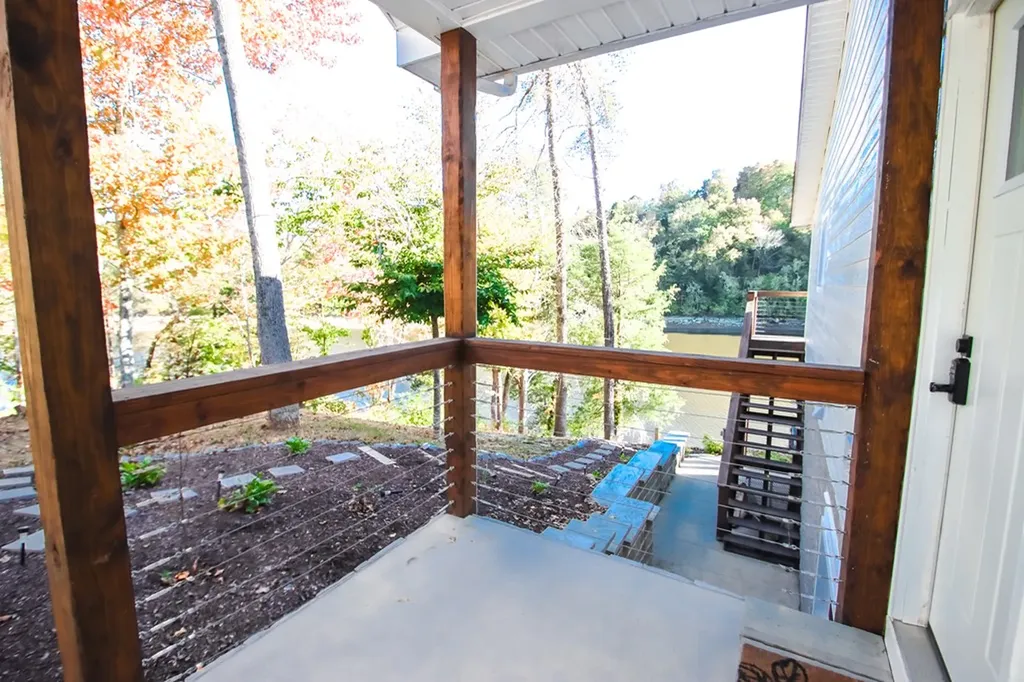 608 Lakeview Road Walling TN 38587