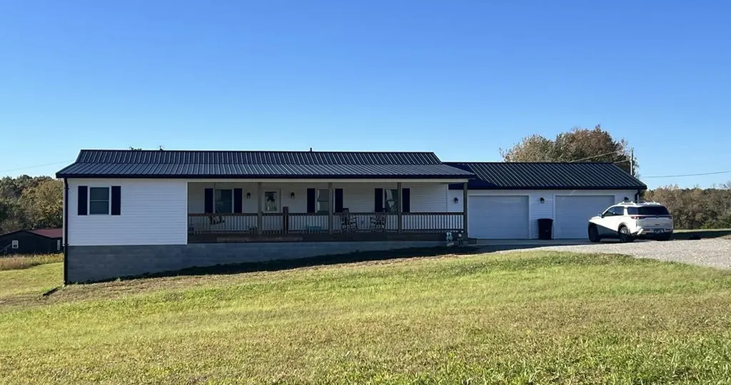 811 Fritzsche Loop Jamestown TN 38556