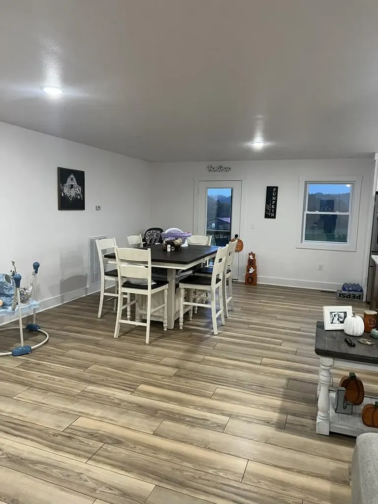 811 Fritzsche Loop Jamestown TN 38556