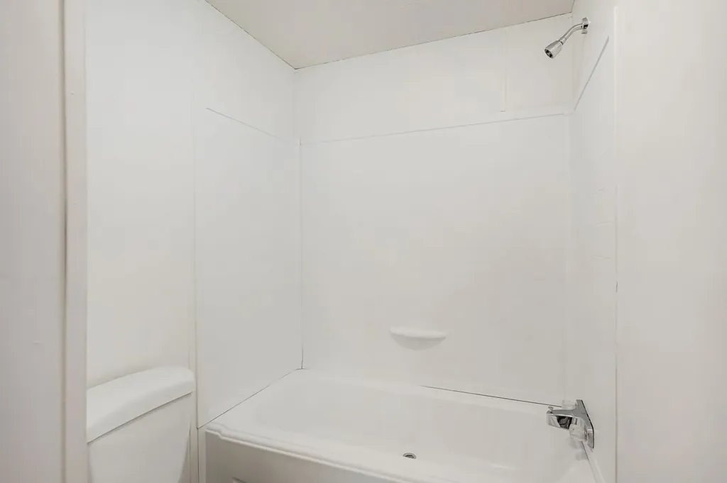 126 Holly Creek Road Celina TN 38551