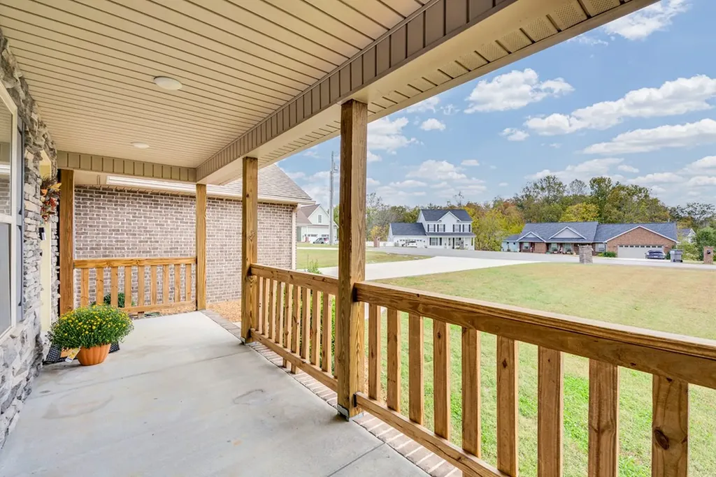 4808 Catherine Court Baxter TN 38544