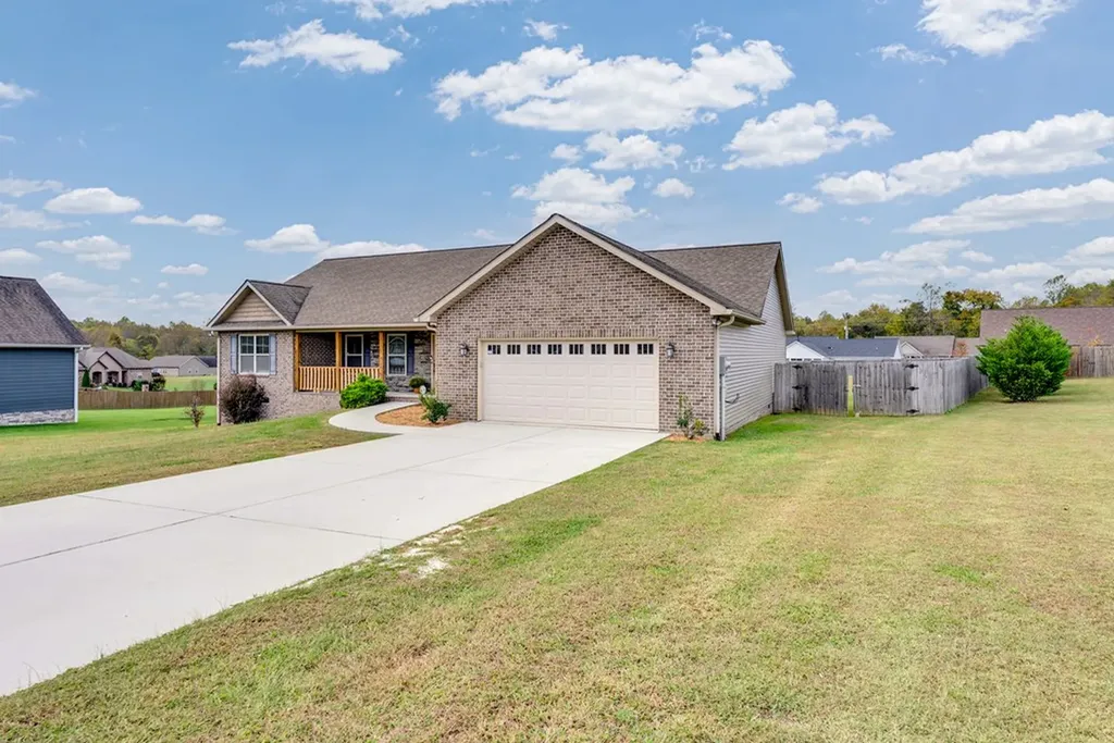 4808 Catherine Court Baxter TN 38544