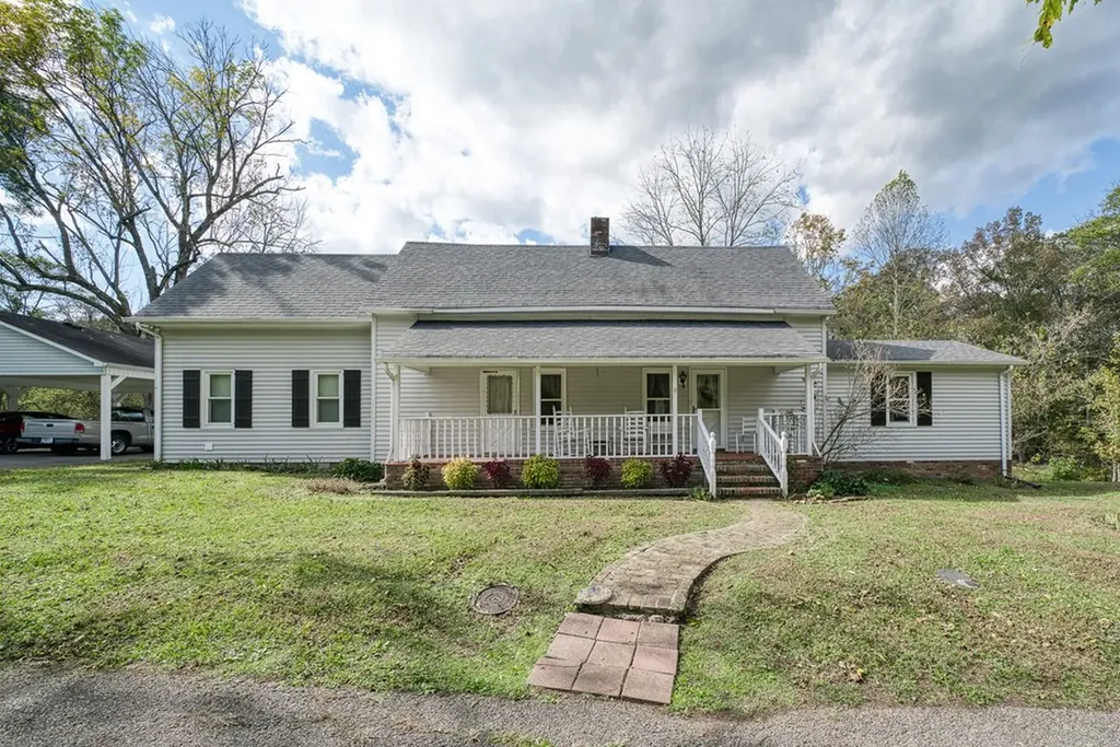 7630 Walking Horse Lane Cookeville TN 38501