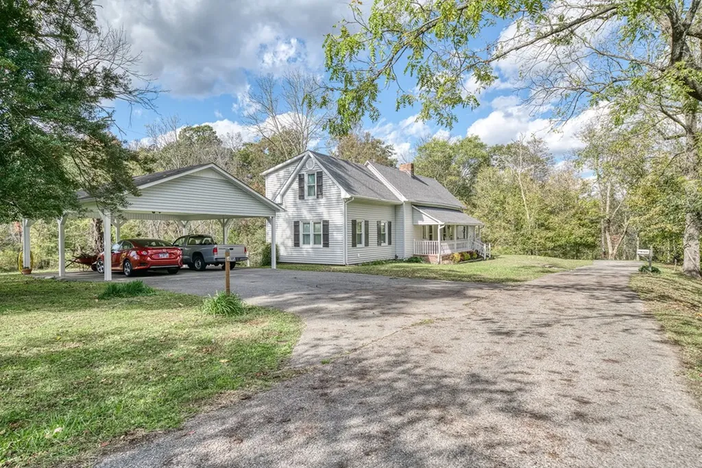 7630 Walking Horse Lane Cookeville TN 38501