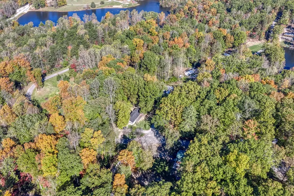 279 Siever Road Crossville TN 38572-1920