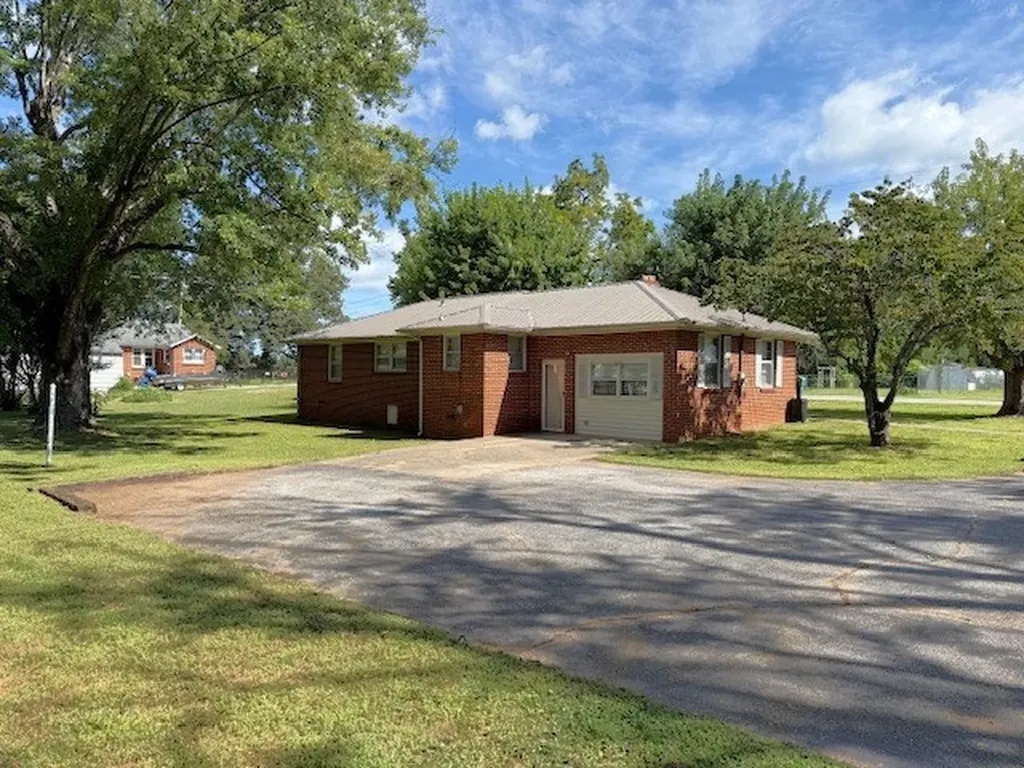 108 Black Street Mcminnville TN 37110