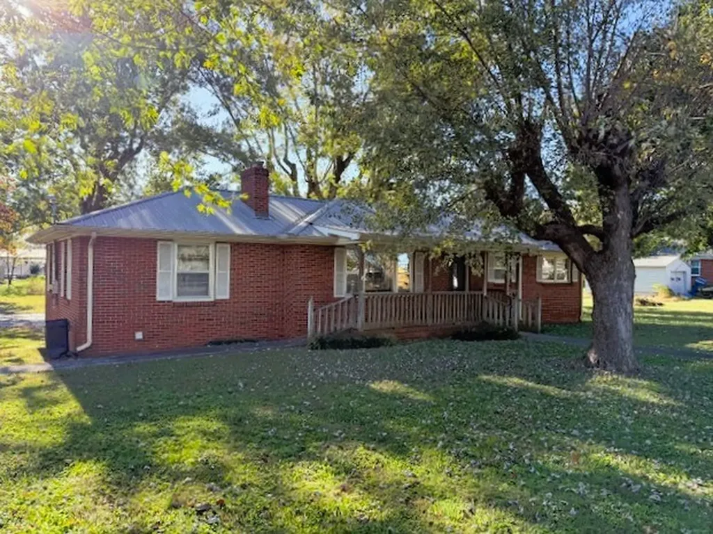 108 Black Street Mcminnville TN 37110