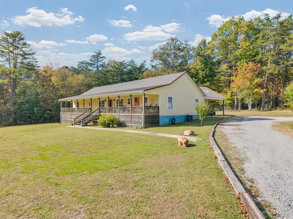 908 River Chase Trail Clarkrange TN 38553